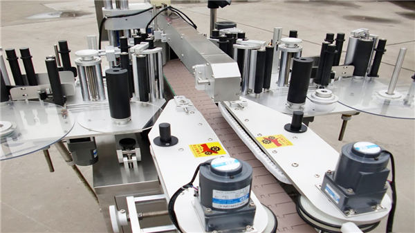 Fabricante automático de la máquina de etiquetado de las latas de botella de los lados delantero y trasero
